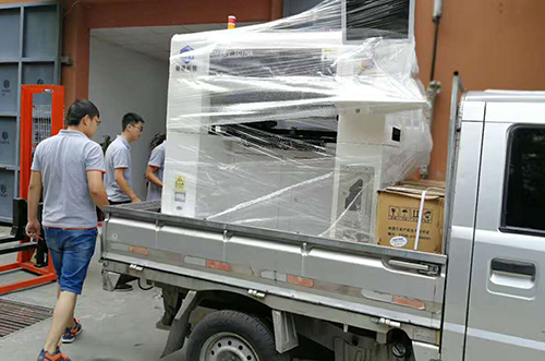 嘉興客戶SMT設(shè)備專車送貨，貨到上門安裝調(diào)試