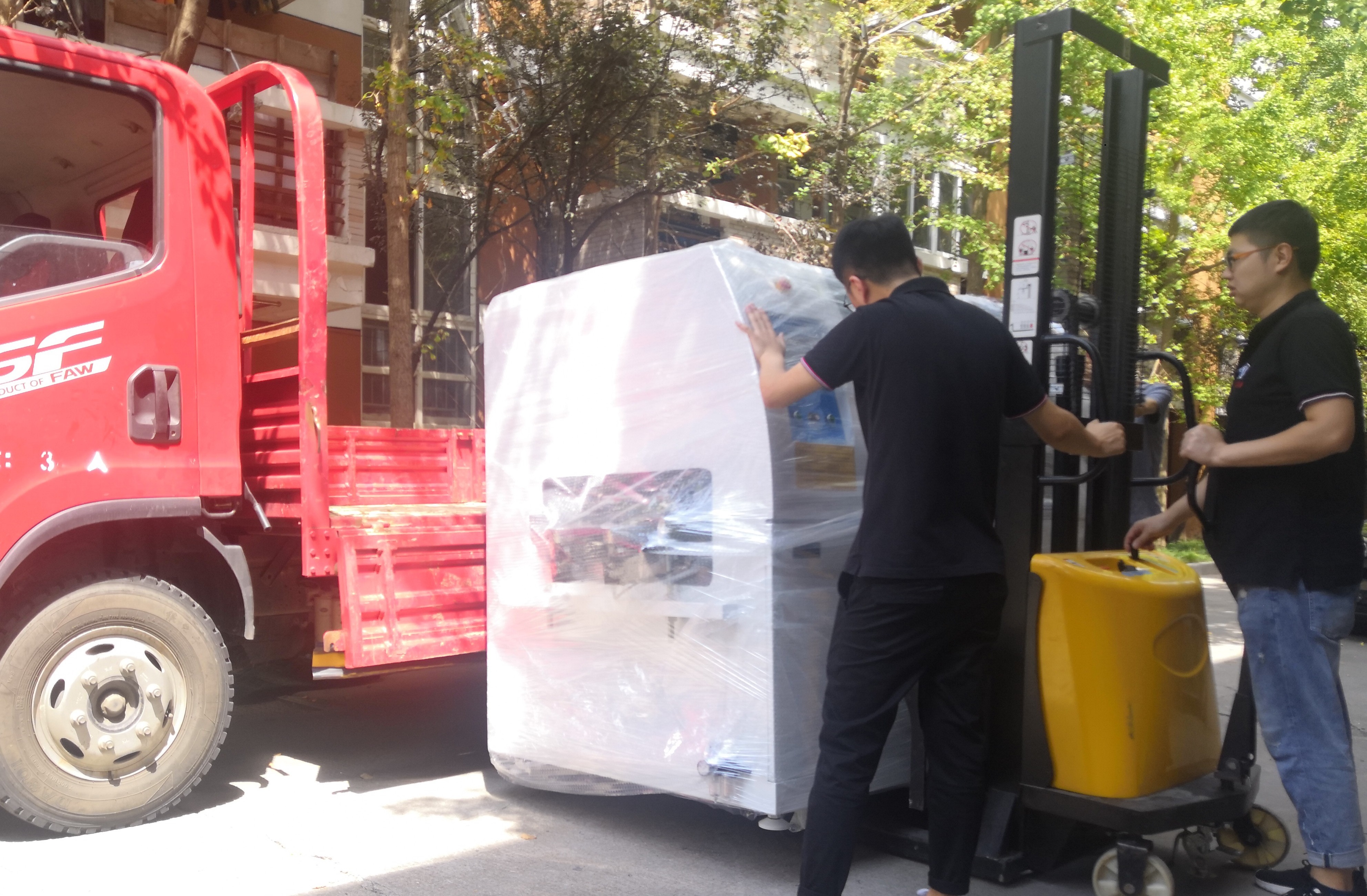 同舟共濟，一起拼搏加油??！